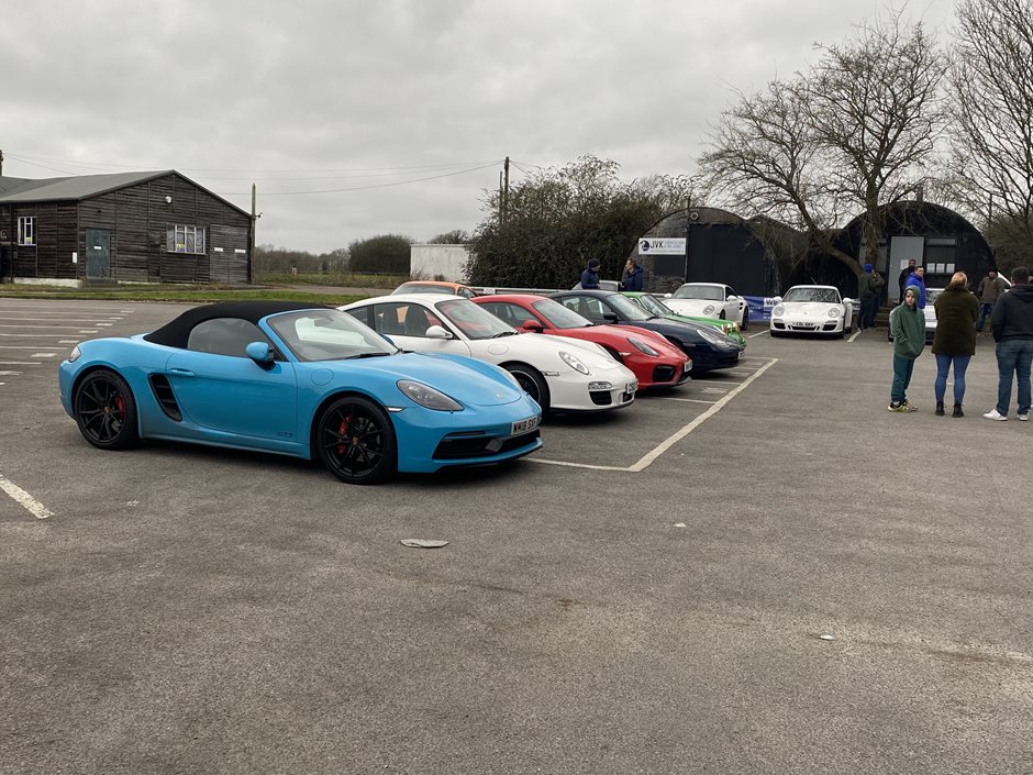Photo 9 from the 2022 February 13th - R29 Monthly Meet at Redhill Aerodrome gallery