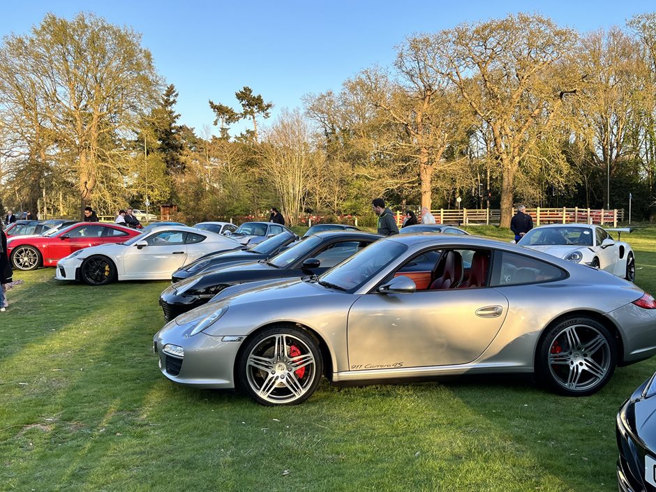 Photo 6 from the 2023 April 19th - @Porsche 911UK meet at The Fairmile gallery