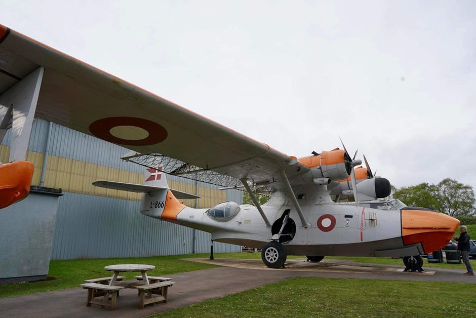 Photo 19 from the 992 Register Porsche Wolverhampton and RAF Cosford - April 2024 gallery