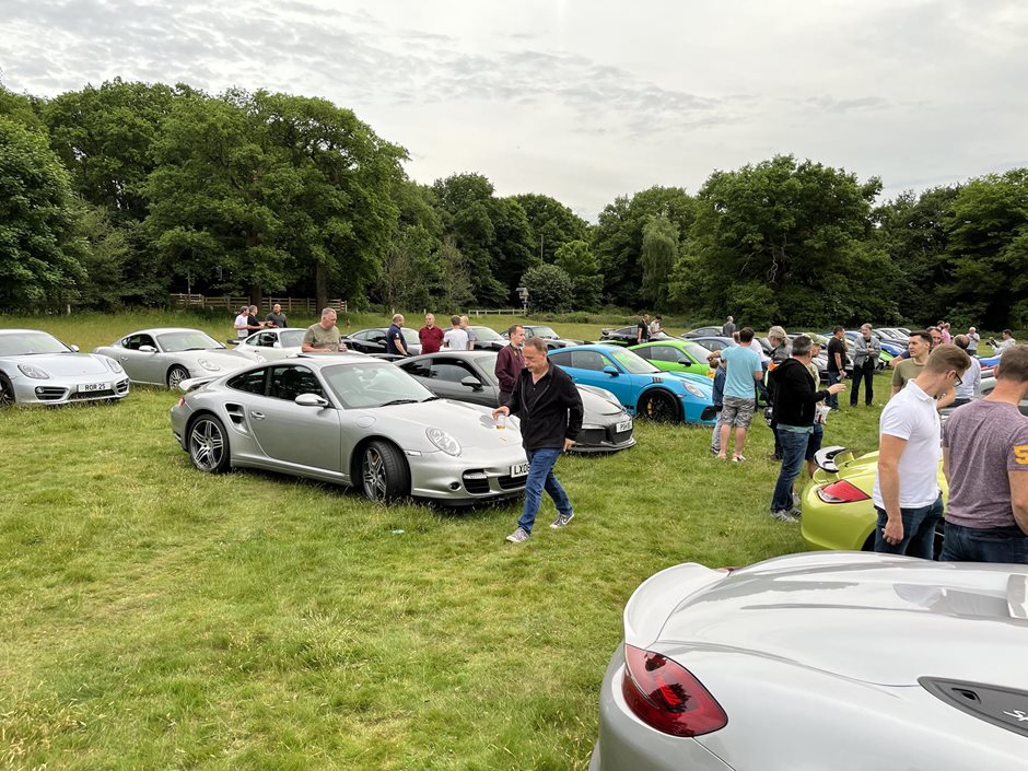 Photo 10 from the 2022 May 18th @Porsche 911UK meet at The Fairmile gallery