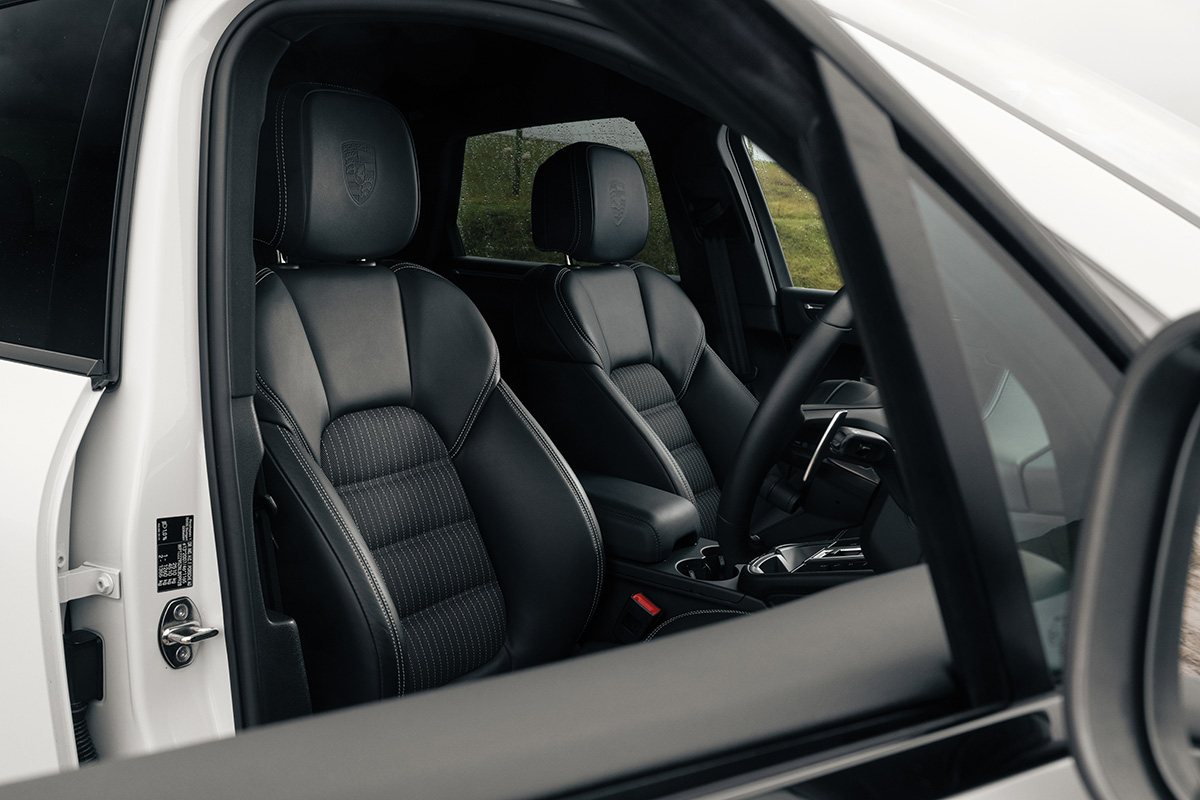 Porsche-Macan-T-25-1200-800-(1).jpg Porsche-Macan-T-25-1200-800-(1).jpg