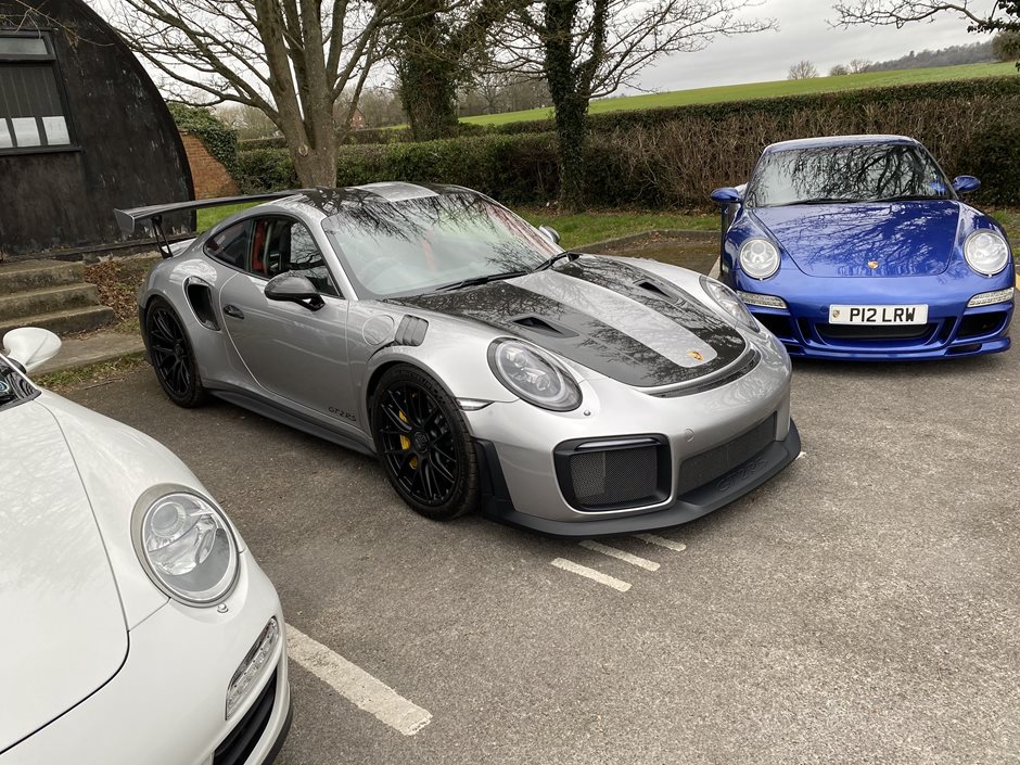 Photo 2 from the 2022 February 13th - R29 Monthly Meet at Redhill Aerodrome gallery