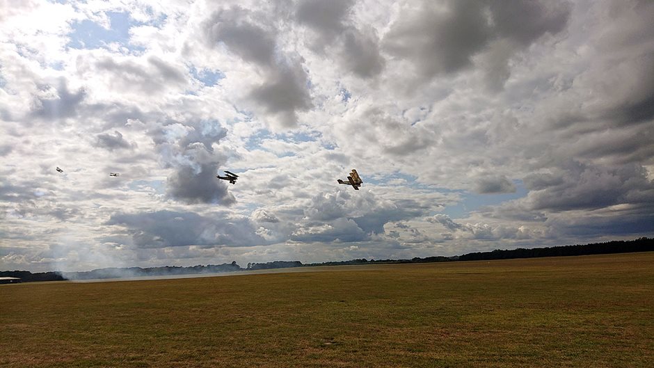 Photo 40 from the West London Aero Club - Members' Day gallery