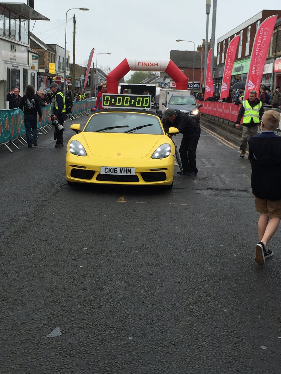 Photo 5 from the Cardiff 5k run cars line up gallery