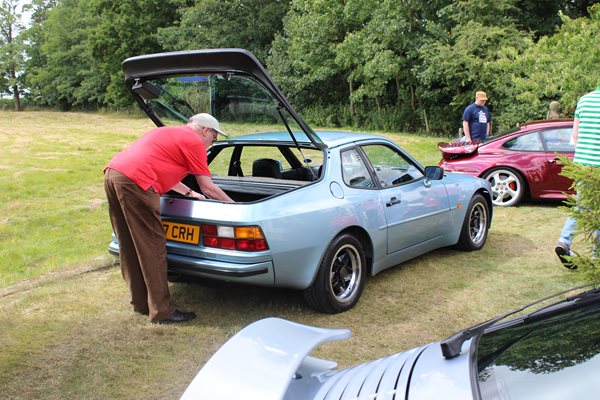 Photo 10 from the R9 Annual Concours gallery