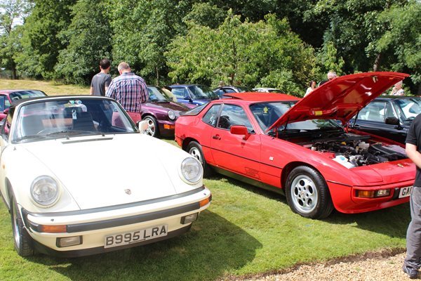 Photo 7 from the R9 Annual Concours gallery