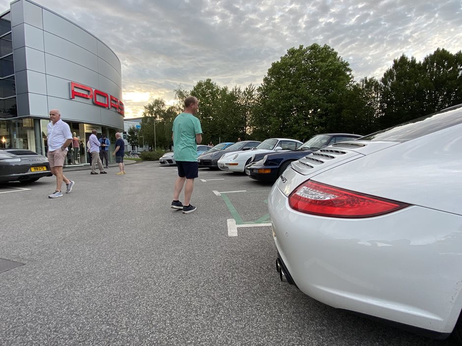 Photo 6 from the 2021 August 11th - R29 Porsche Guildford Meet gallery