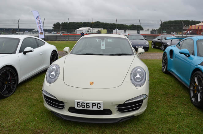 Photo 10 from the Silverstone Classic 991 gallery