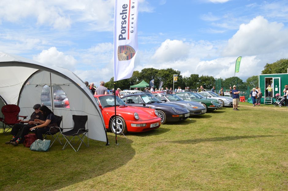 Photo 6 from the R29 2019-08-17 Capel Classic Car Show 2019 gallery