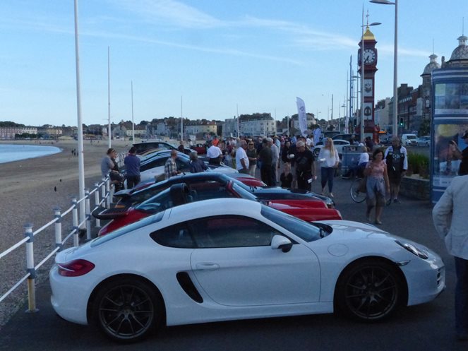 Photo 1 from the Weymouth Porsche on the Prom 2017 gallery