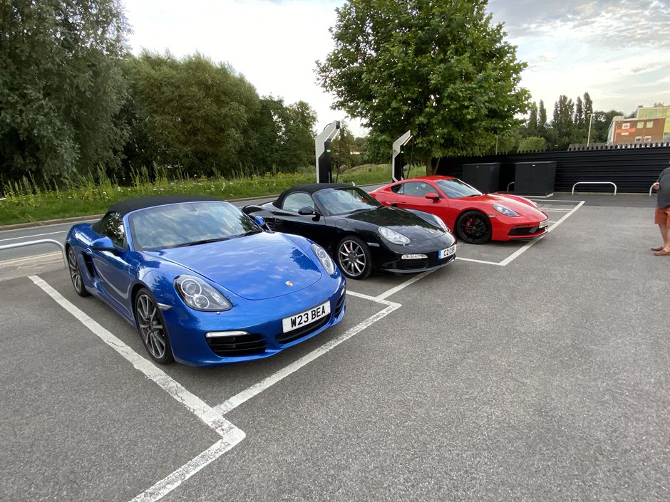 Photo 15 from the 2021 August 11th - R29 Porsche Guildford Meet gallery