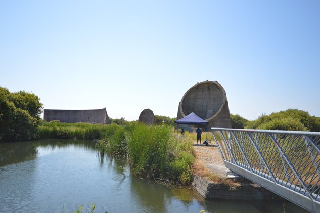 Photo 10 from the R29 2016-07-23 Dungeness Sound Mirrors (Lade Pits) gallery
