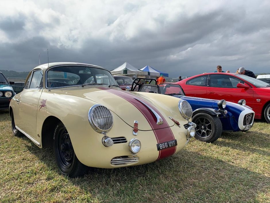 Photo 1 from the R29 2019-09-22 Kop Hill Climb gallery