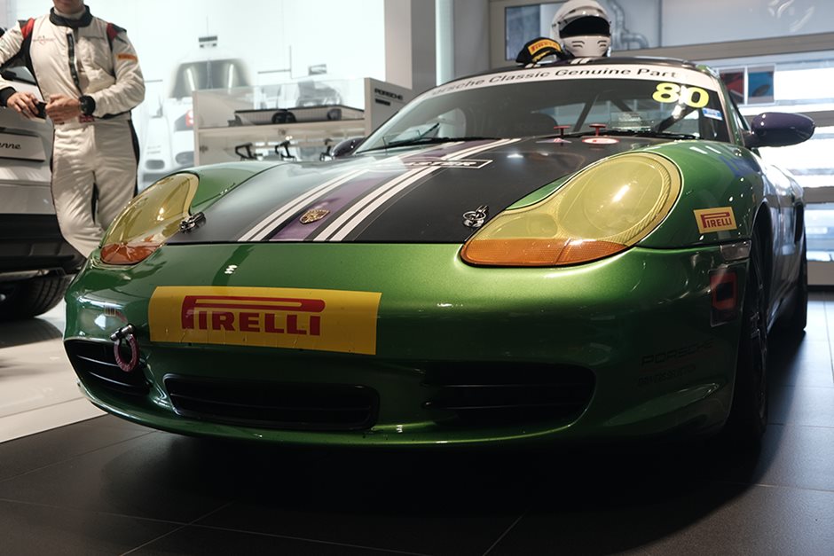 Photo 8 from the Porsche Centre Colchester Service Clinic gallery
