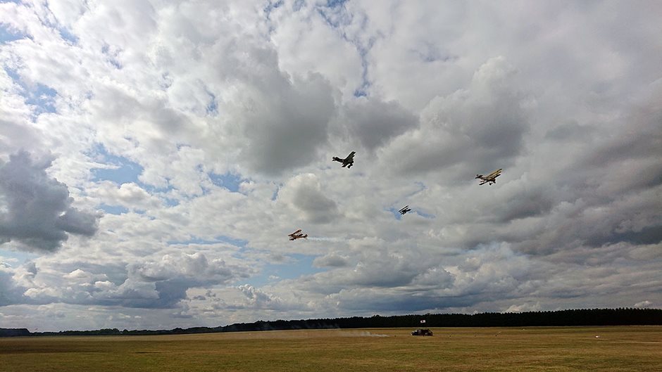 Photo 29 from the West London Aero Club - Members' Day gallery