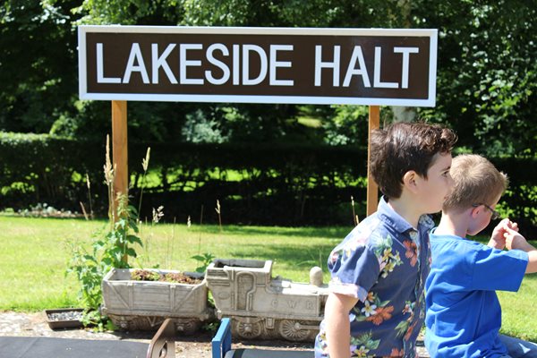 Photo 27 from the Summer Picnic gallery