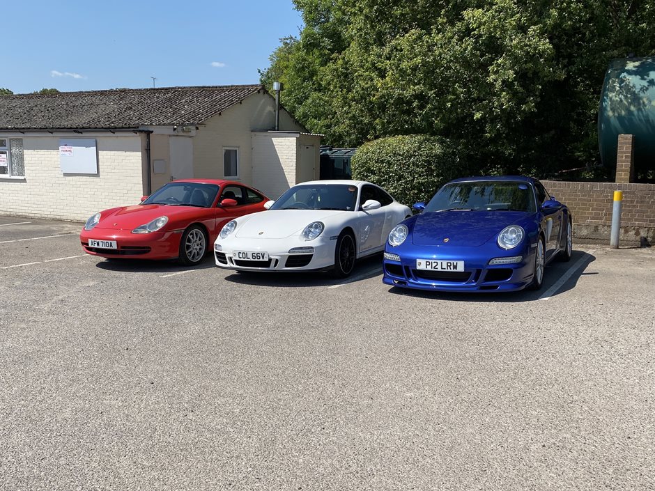 Photo 30 from the 2021 July 18th - R29 Meet at Fairoaks Airport gallery