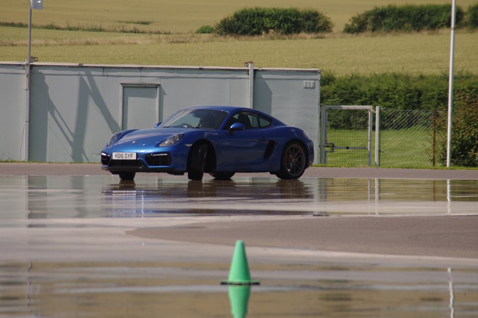 Photo 16 from the 2021 July 16th - R29 Thruxton Driving Day gallery