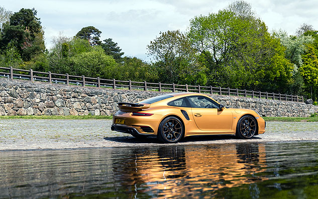 Photo 12 from the Pirelli Exclusive gallery