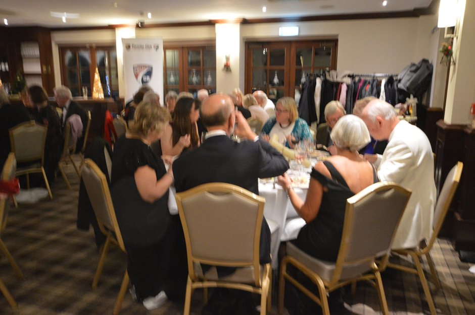 Photo 2 from the R29 20171208 Christmas Dinner gallery