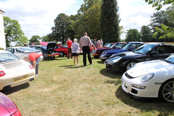 Photo 3 from the R9 Annual Concours gallery