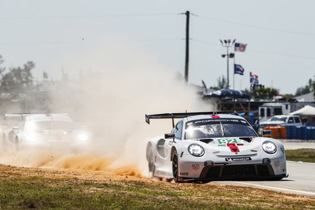 Victory for Porsche at the WEC season opener