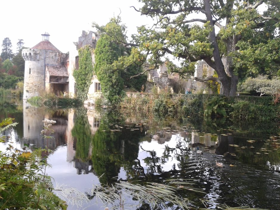 Photo 5 from the R29 2018-09-30 Breakfast at Bloomsburys Biddenden and Scotney Castle gallery