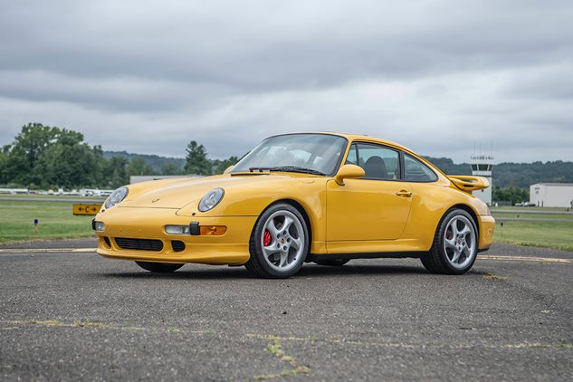 Rare 993 Carrera 4S sells for record price 