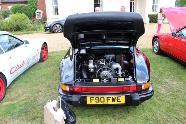 Photo 23 from the R9 Annual Concours gallery