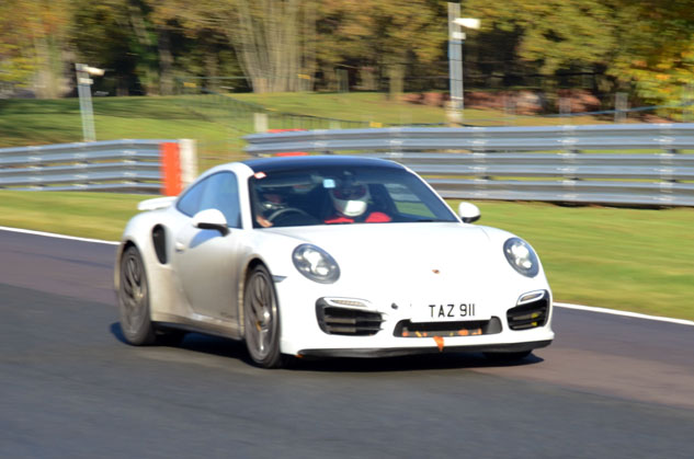Photo 5 from the Trackday Oulton Nov 16 gallery