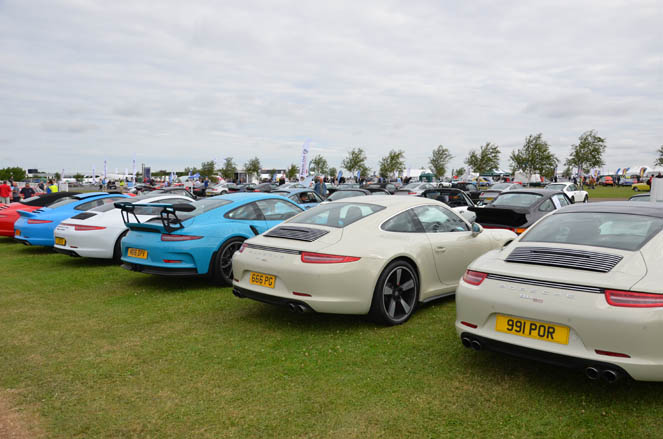 Photo 2 from the Silverstone Classic 991 gallery