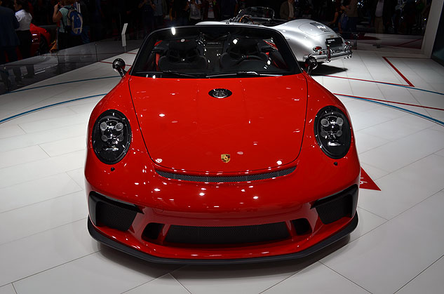 Photo 11 from the Paris Motor Show 2018 gallery