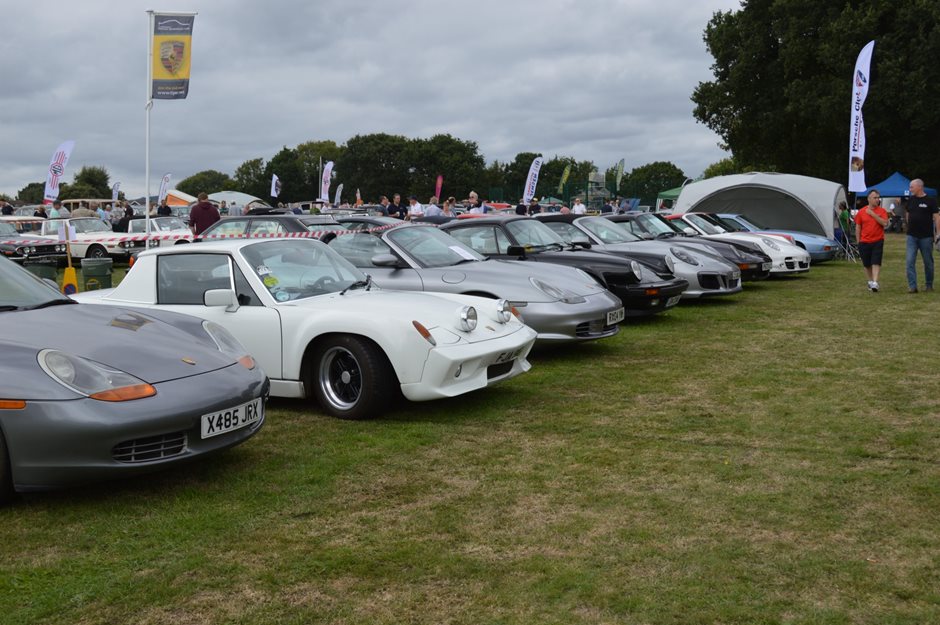 Photo 2 from the R29 2018-08-18 Capel Car and Bike show gallery