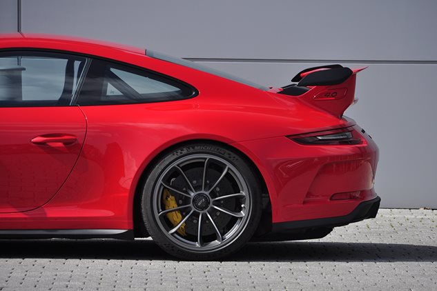 Porsche launches new app for GT owners