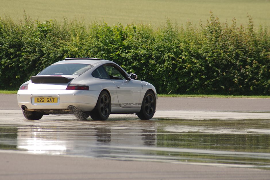 Photo 24 from the 2021 July 16th - R29 Thruxton Driving Day gallery