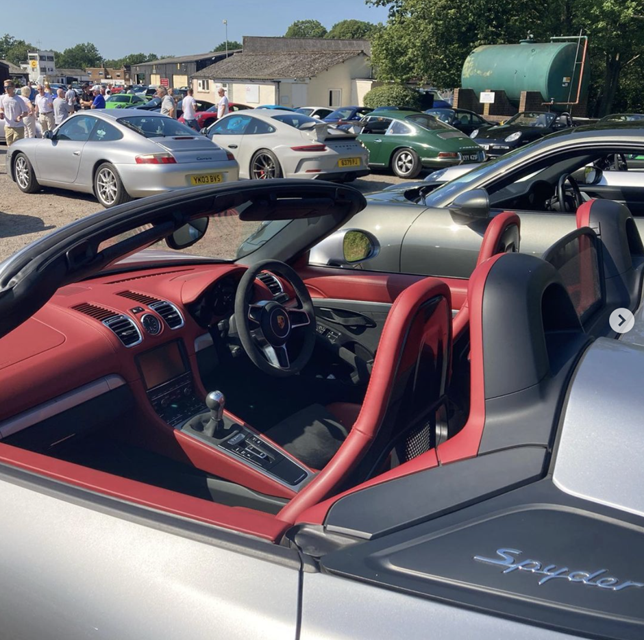 Photo 36 from the 2021 July 18th - R29 Meet at Fairoaks Airport gallery