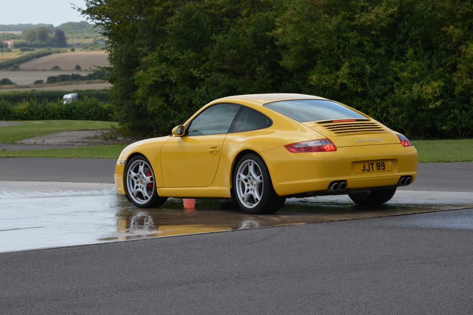 Photo 29 from the R29 2019-08-10 Thruxton Experience - skid pan and circuit gallery
