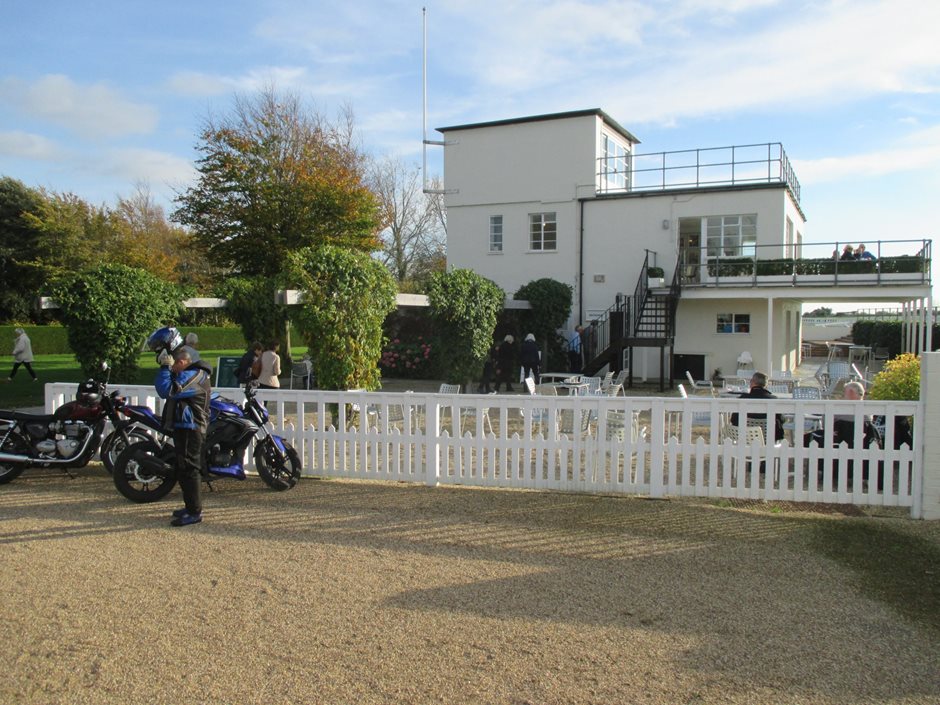 Photo 5 from the R29 2017-10-28 Drive and Lunch The Fox Goes Free gallery