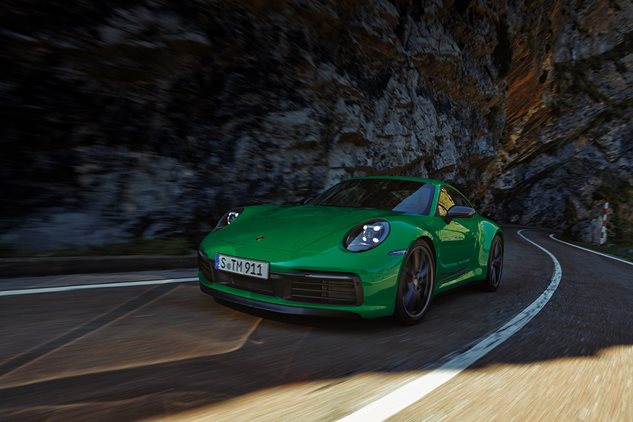 New lightweight sports car: Porsche 911 Carrera T