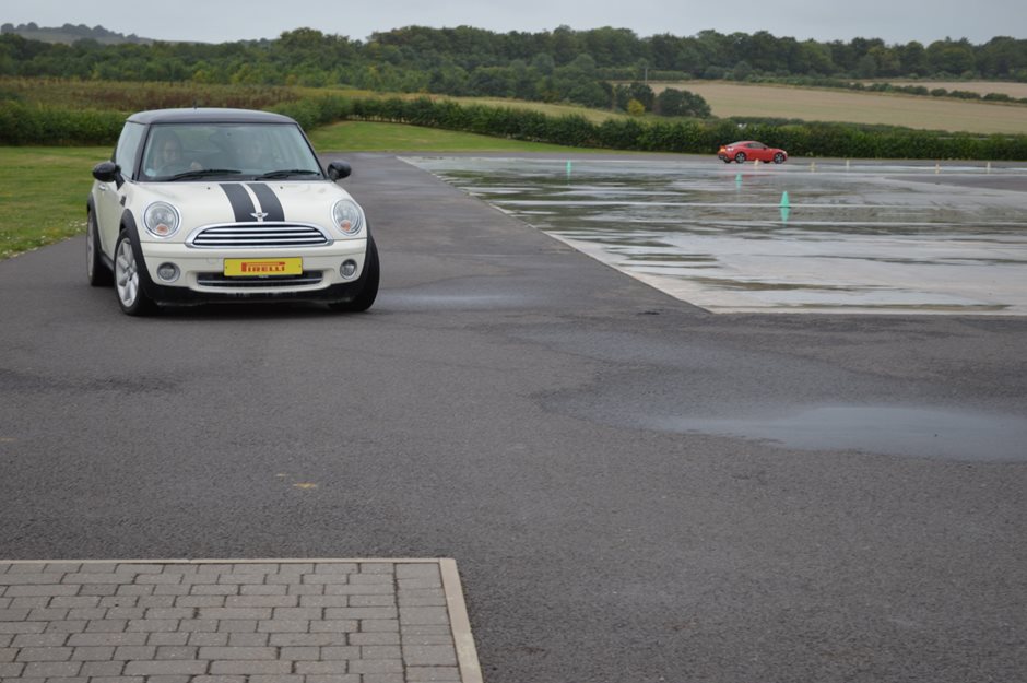 Photo 5 from the R29 2019-08-10 Thruxton Experience - skid pan and circuit gallery