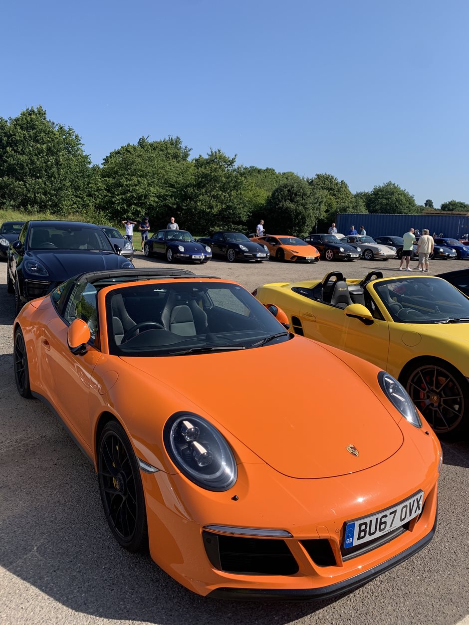 Photo 10 from the 2021 July 18th - R29 Meet at Fairoaks Airport gallery
