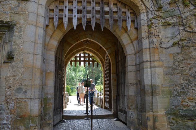 Photo 17 from the R29 2017-06-11 Hever Castle gallery