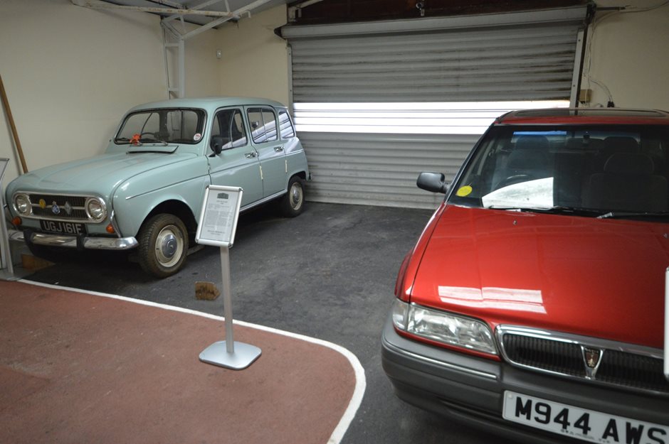 Photo 20 from the R29 2019-09-28 Spirited Drive to Marlborough and Avebury gallery