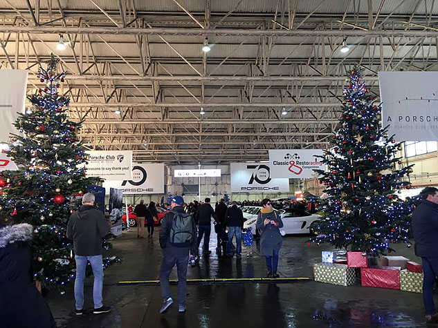 Photo 9 from the A Porsche Christmas gallery