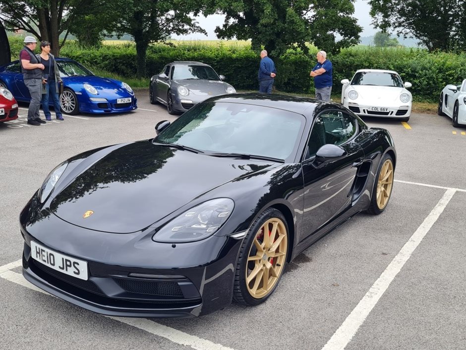 Photo 35 from the 2021 June 27th - R29 Meet at Redhill Aerodrome gallery