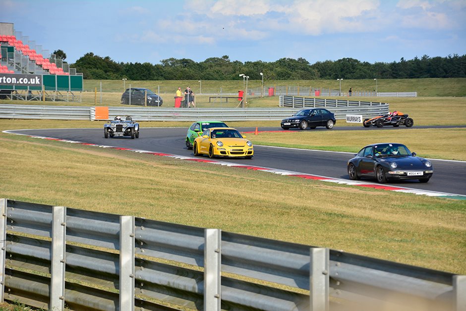 Photo 10 from the 2019 Snetterton track evening gallery