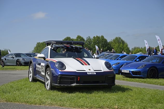 Porsche Club at Harewood Hill