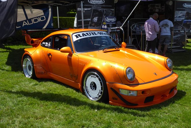 Simply Porsche 2018