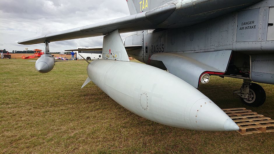 Photo 38 from the West London Aero Club - Members' Day gallery