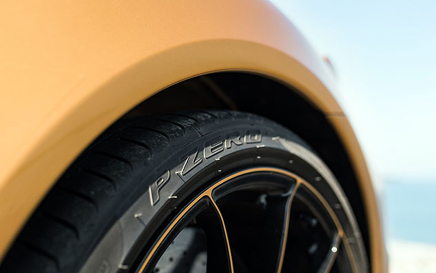 Photo 17 from the Pirelli Exclusive gallery